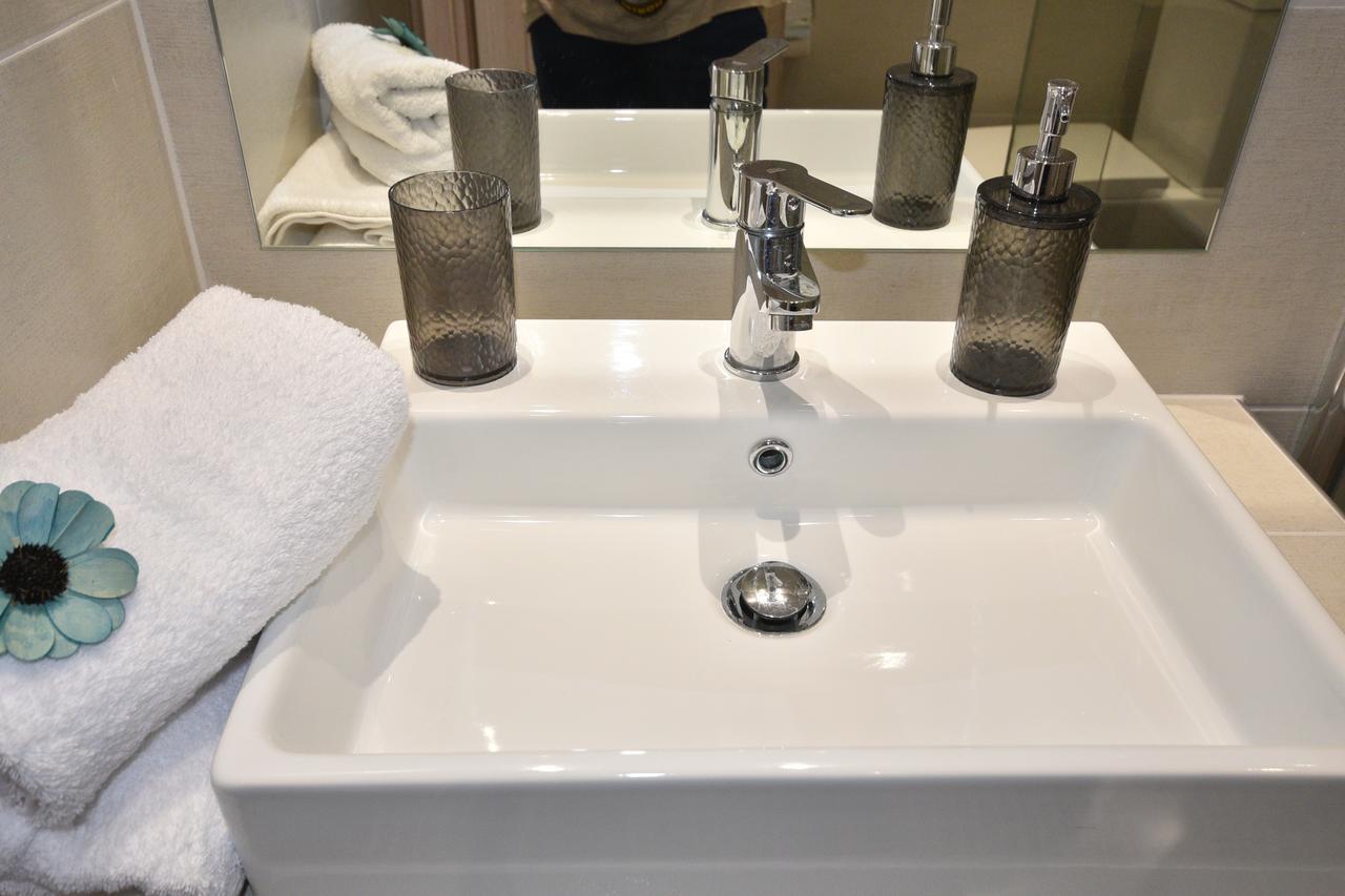 Blue Senses Hotel Сарти Экстерьер фото