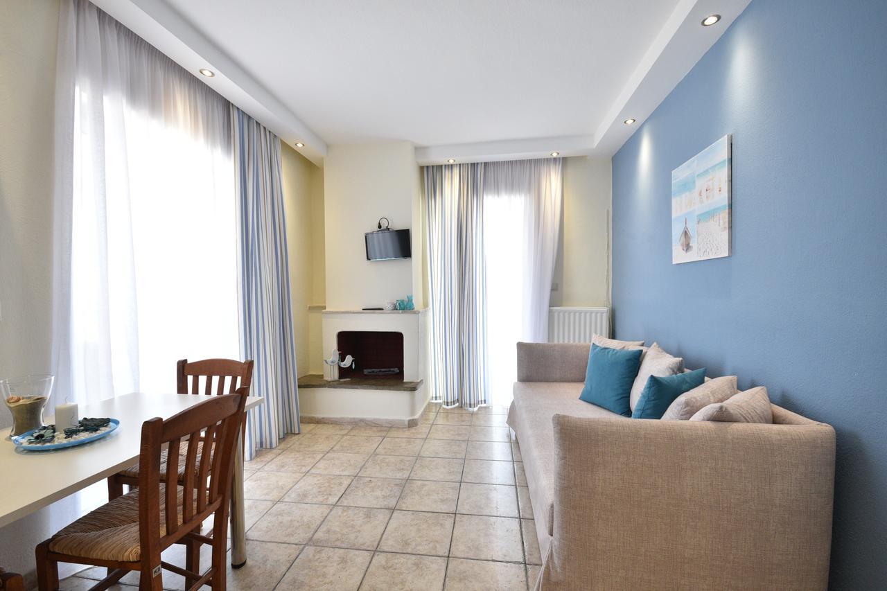 Blue Senses Hotel Сарти Экстерьер фото
