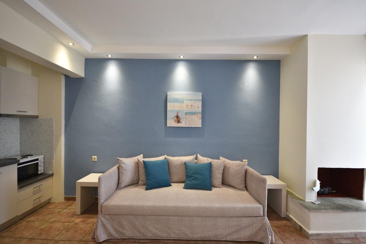 Blue Senses Hotel Сарти Экстерьер фото